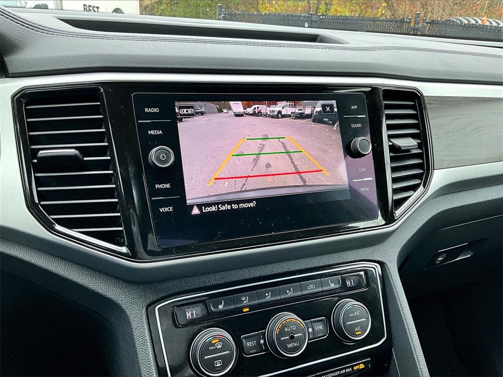 Used 2022 Volkswagen Atlas SE w/ Panoramic Sunroof Package image 27