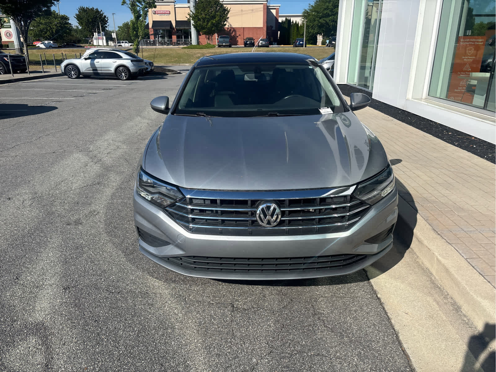 Used 2019 Volkswagen Jetta SE FWD image 3