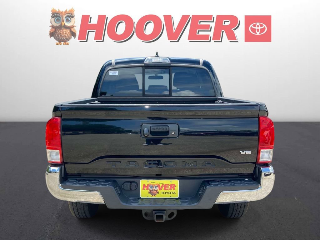 Used 2016 Toyota Tacoma SR5 w/ Towing Package RWD image 3
