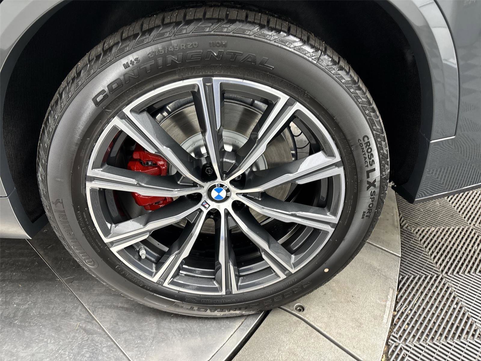 New 2026 BMW X5 xDrive50e image 27