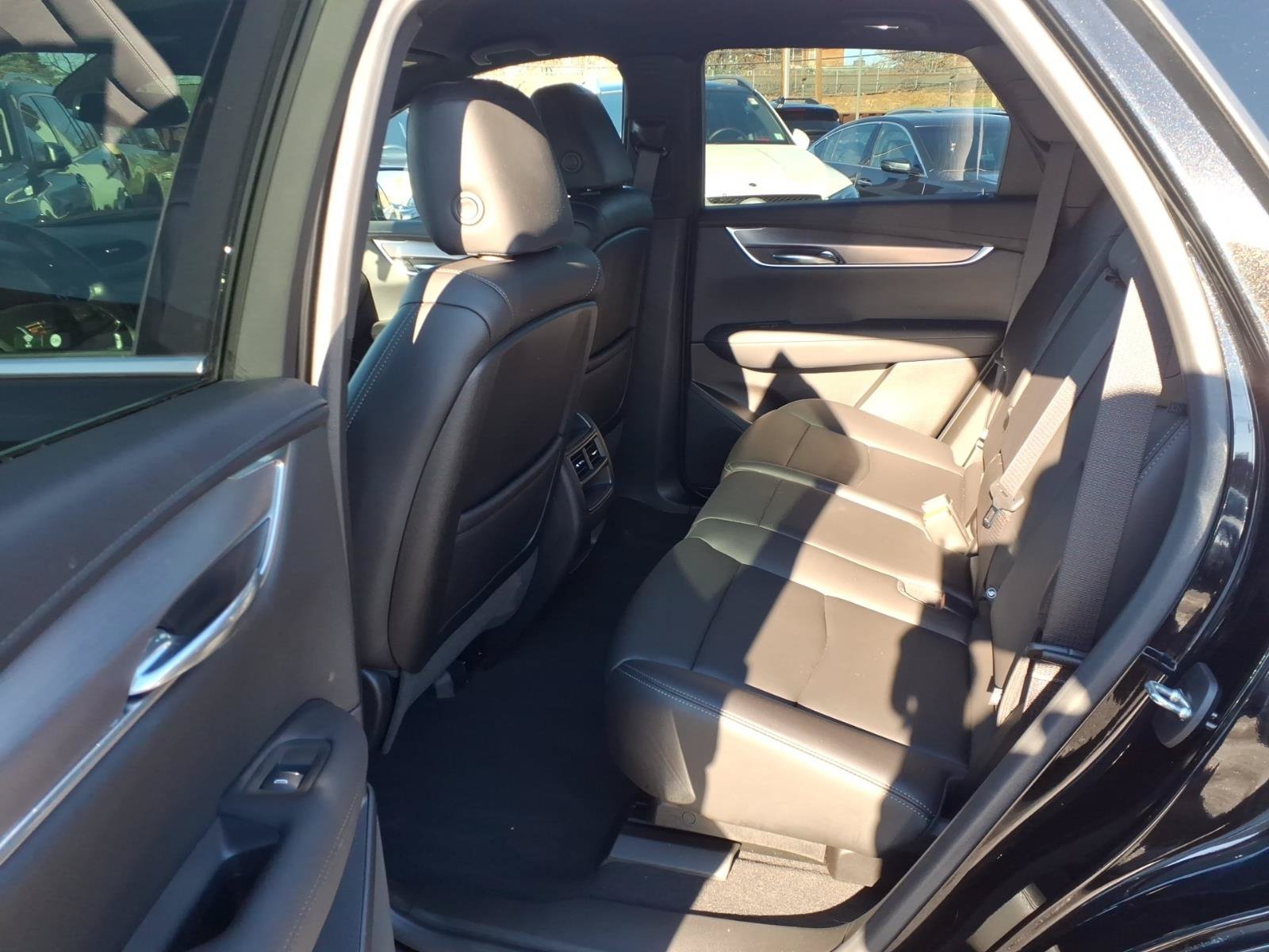 Certified 2023 Cadillac XT5 Premium Luxury AWD/4WD image 16