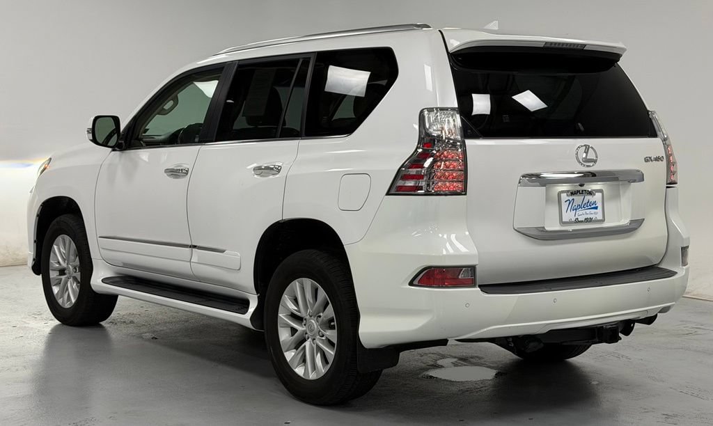Used 2017 Lexus GX 460 AWD/4WD image 4
