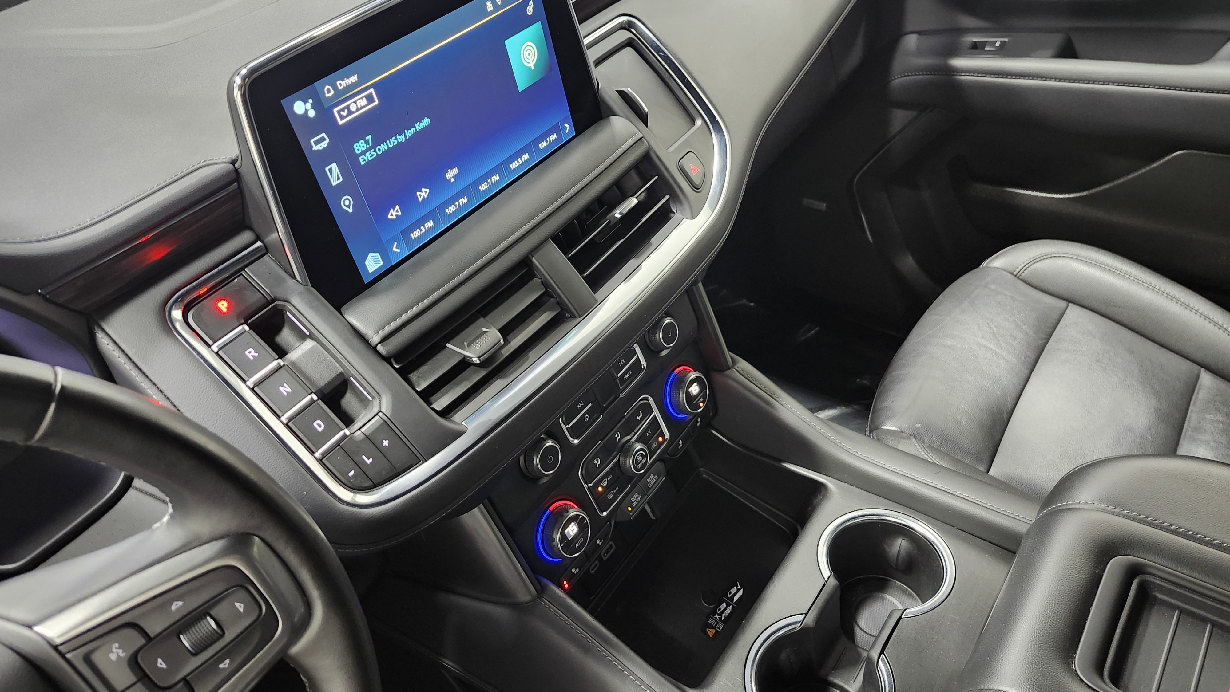 Used 2024 Chevrolet Tahoe LT image 31