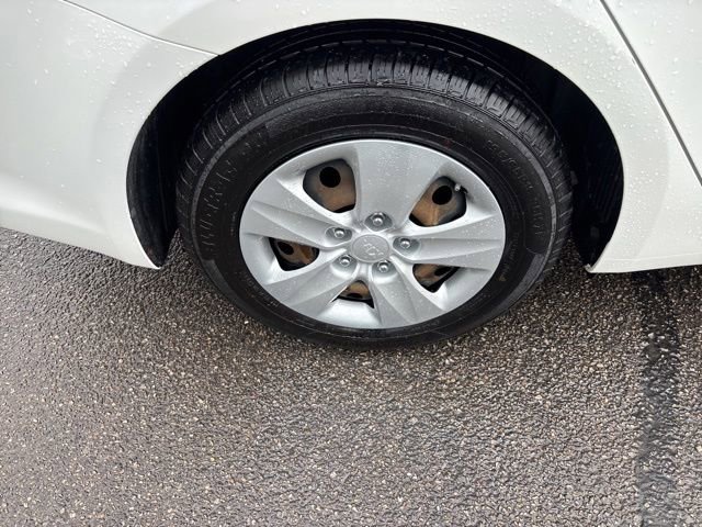 Used 2017 Kia Forte LX FWD image 35