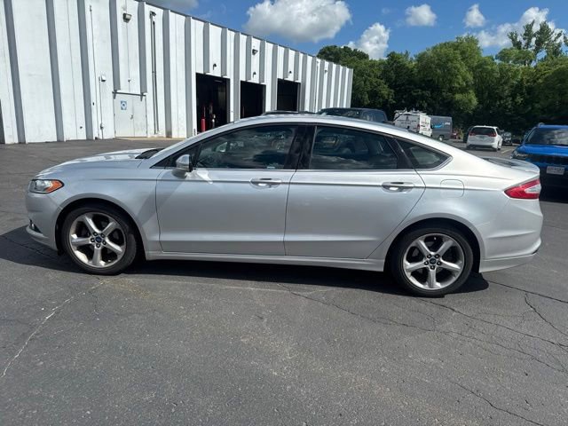 Used 2013 Ford Fusion SE FWD image 5