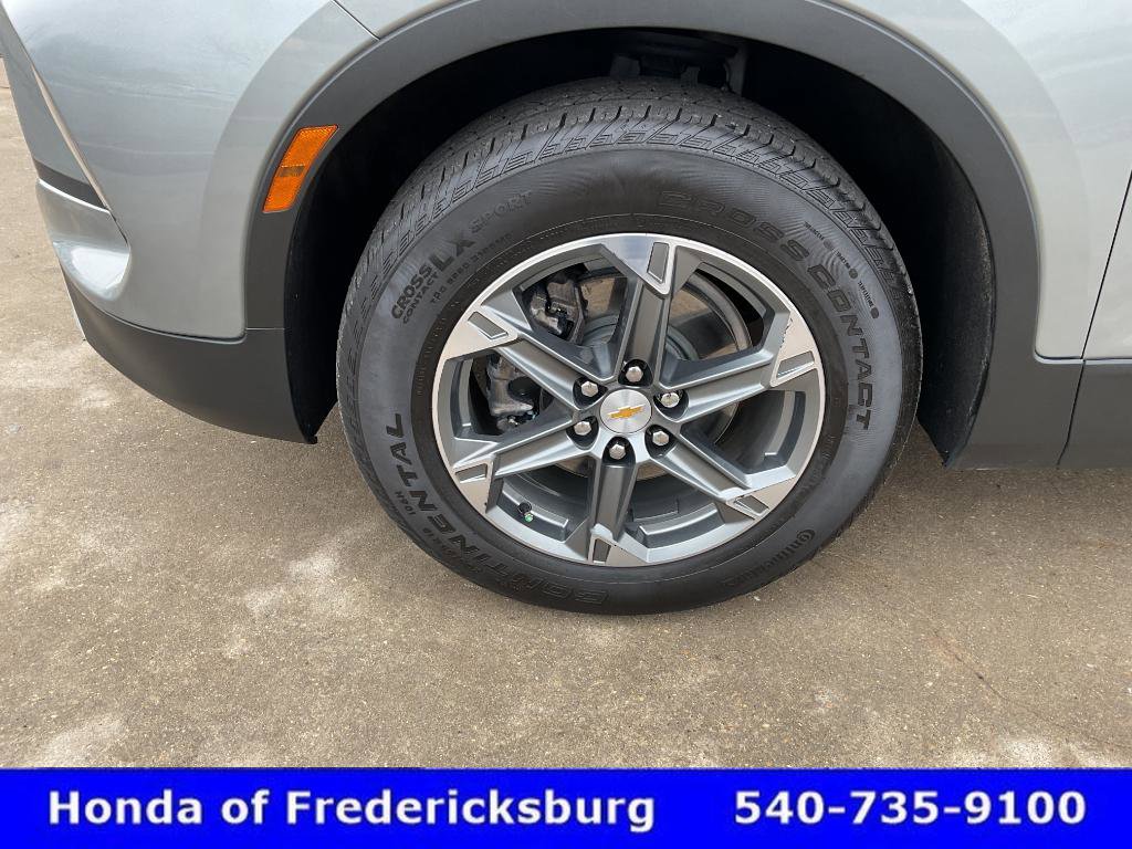 Used 2025 Chevrolet Blazer LT image 10