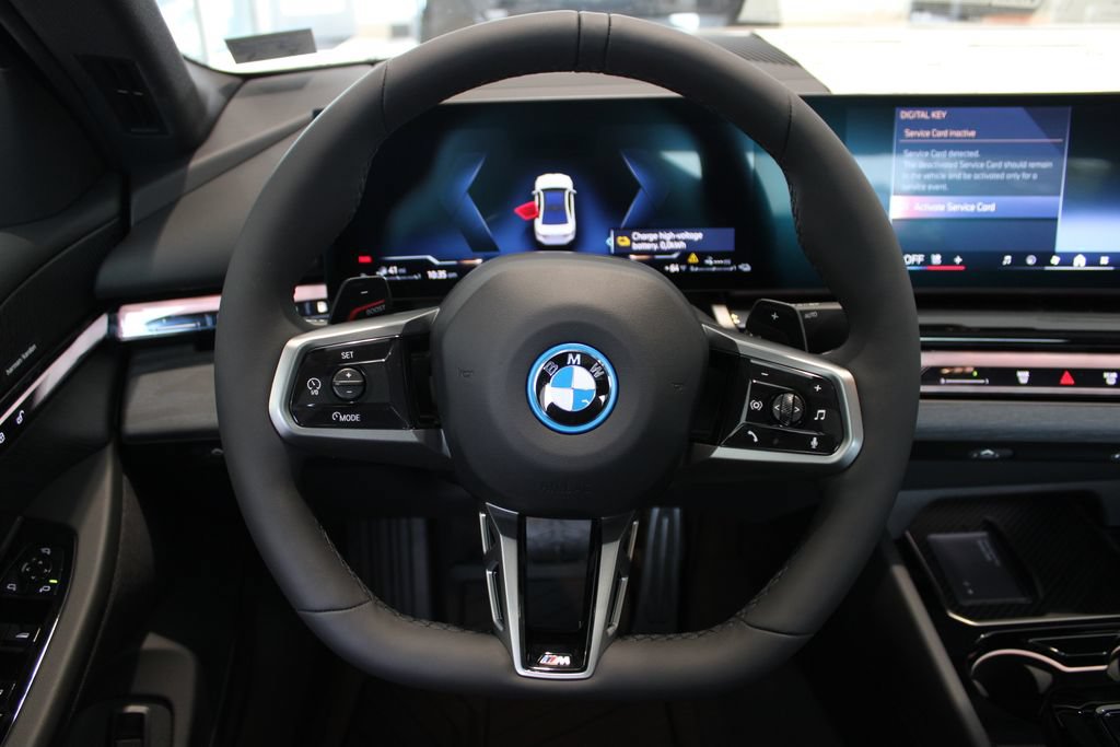New 2026 BMW 550e xDrive AWD/4WD image 21
