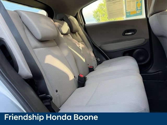 Used 2017 Honda HR-V LX image 33