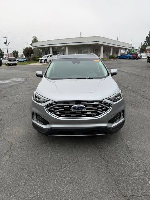 Used 2020 Ford Edge SEL w/ Convenience Package FWD image 7