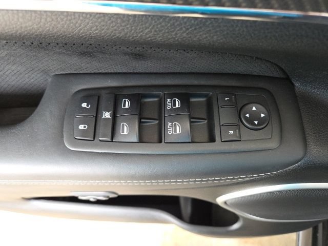 Used 2014 Jeep Grand Cherokee SRT8 w/ Luxury Group II AWD/4WD image 58