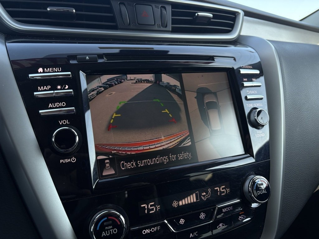 Used 2021 Nissan Murano SL w/ SL Moonroof Package image 17