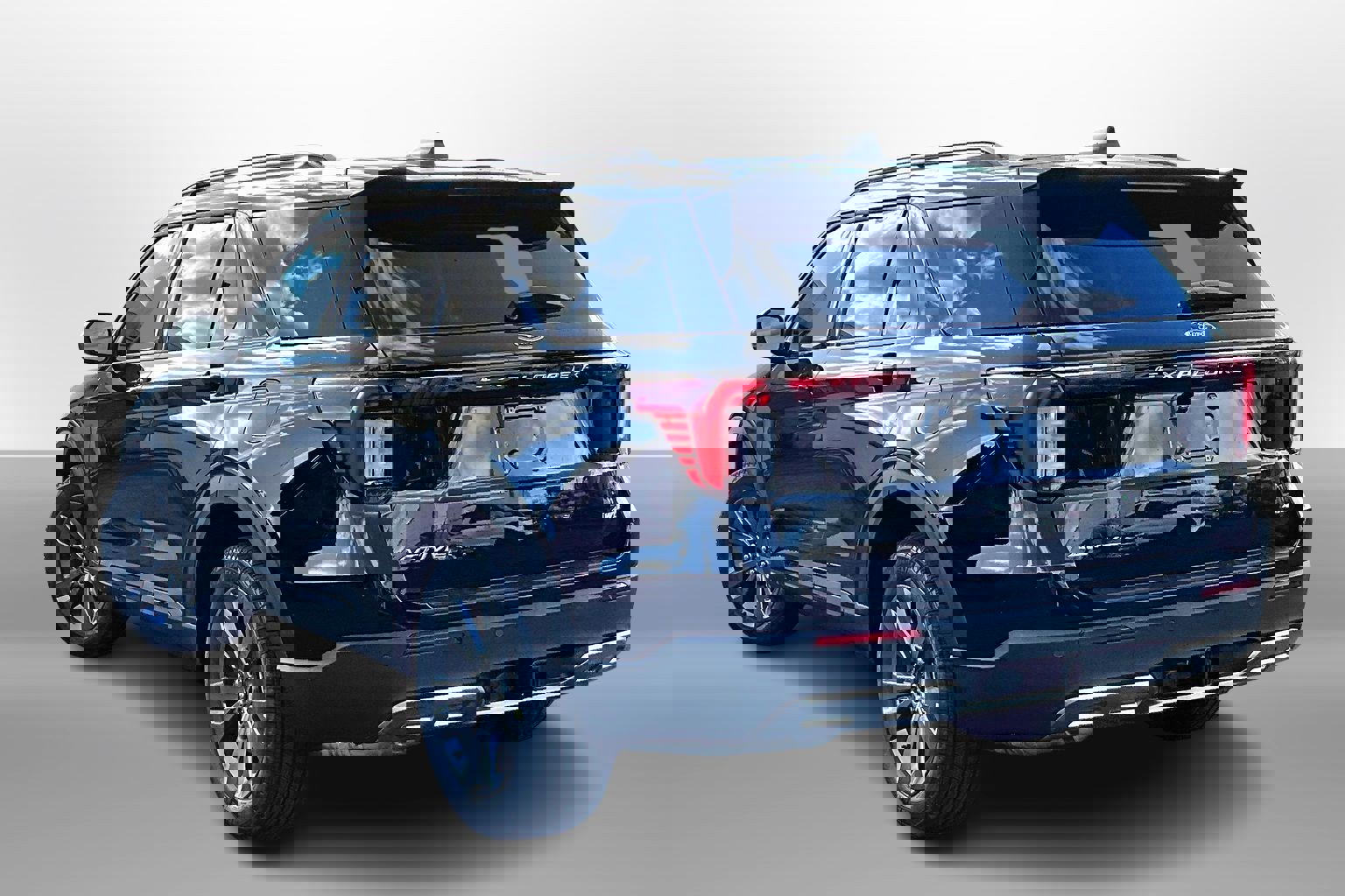 New 2026 Ford Explorer Active image 3