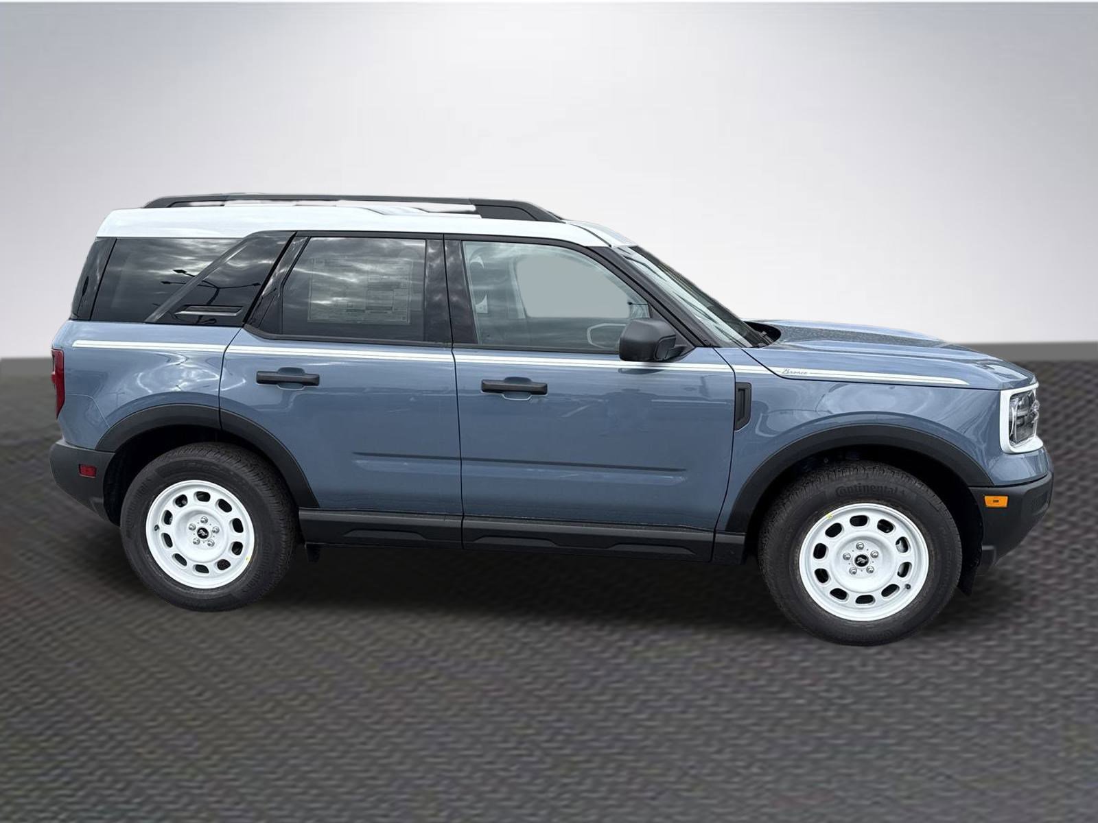 New 2025 Ford Bronco Sport Heritage w/ Convenience Package image 4