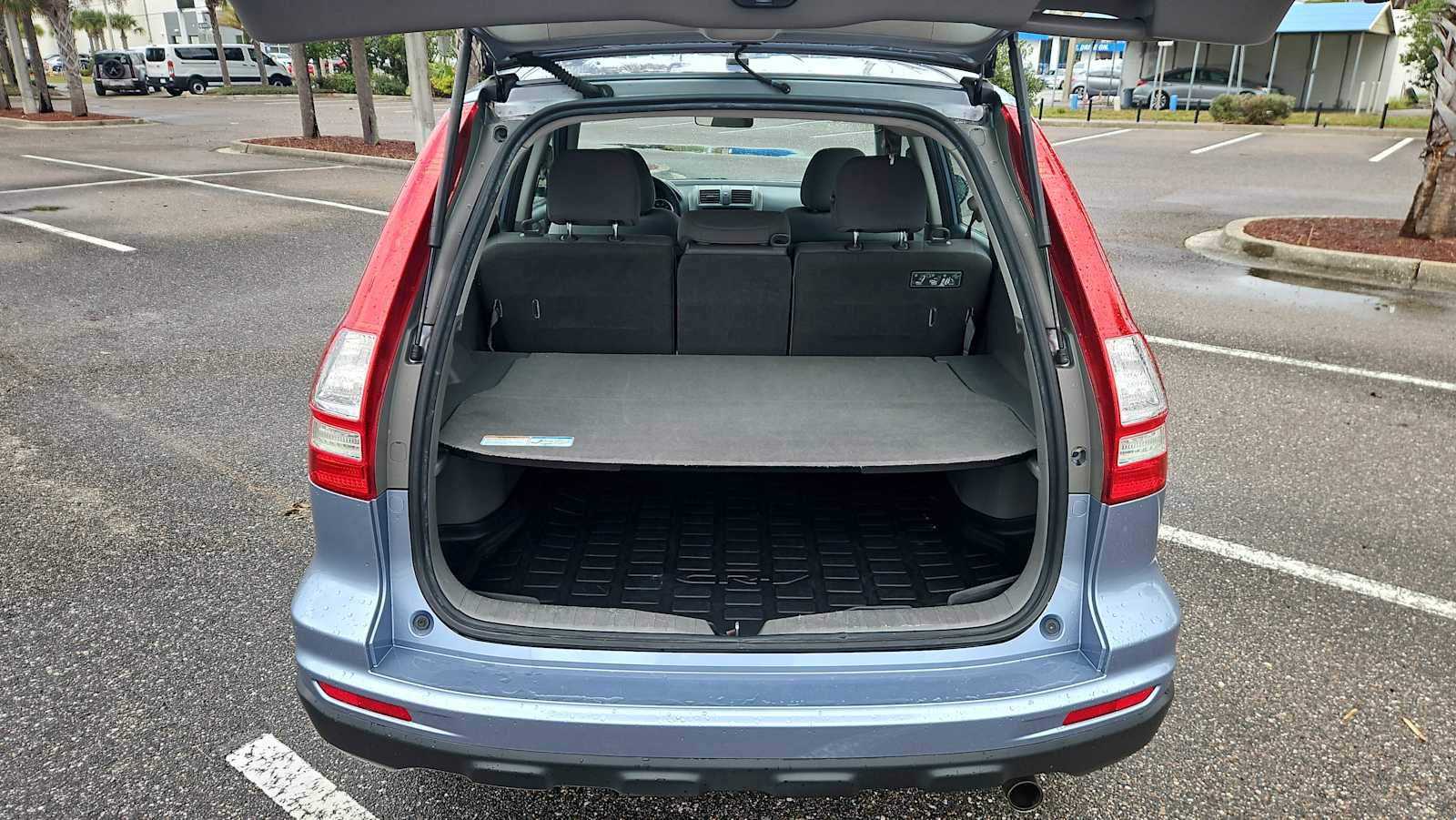 Used 2011 Honda CR-V LX image 19