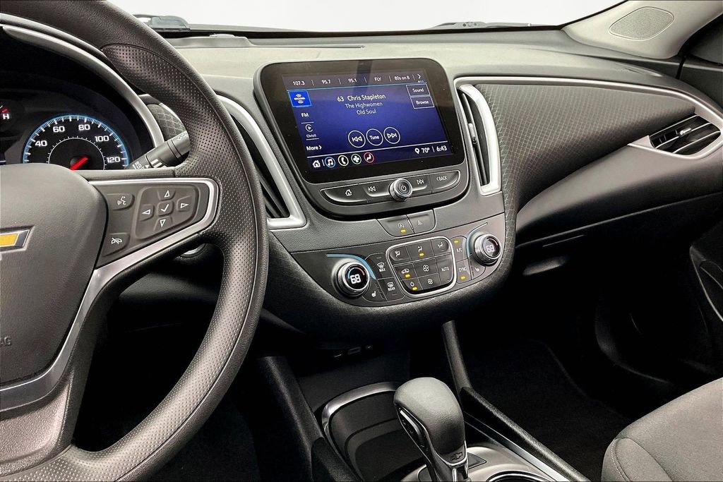 Used 2022 Chevrolet Malibu LT image 6