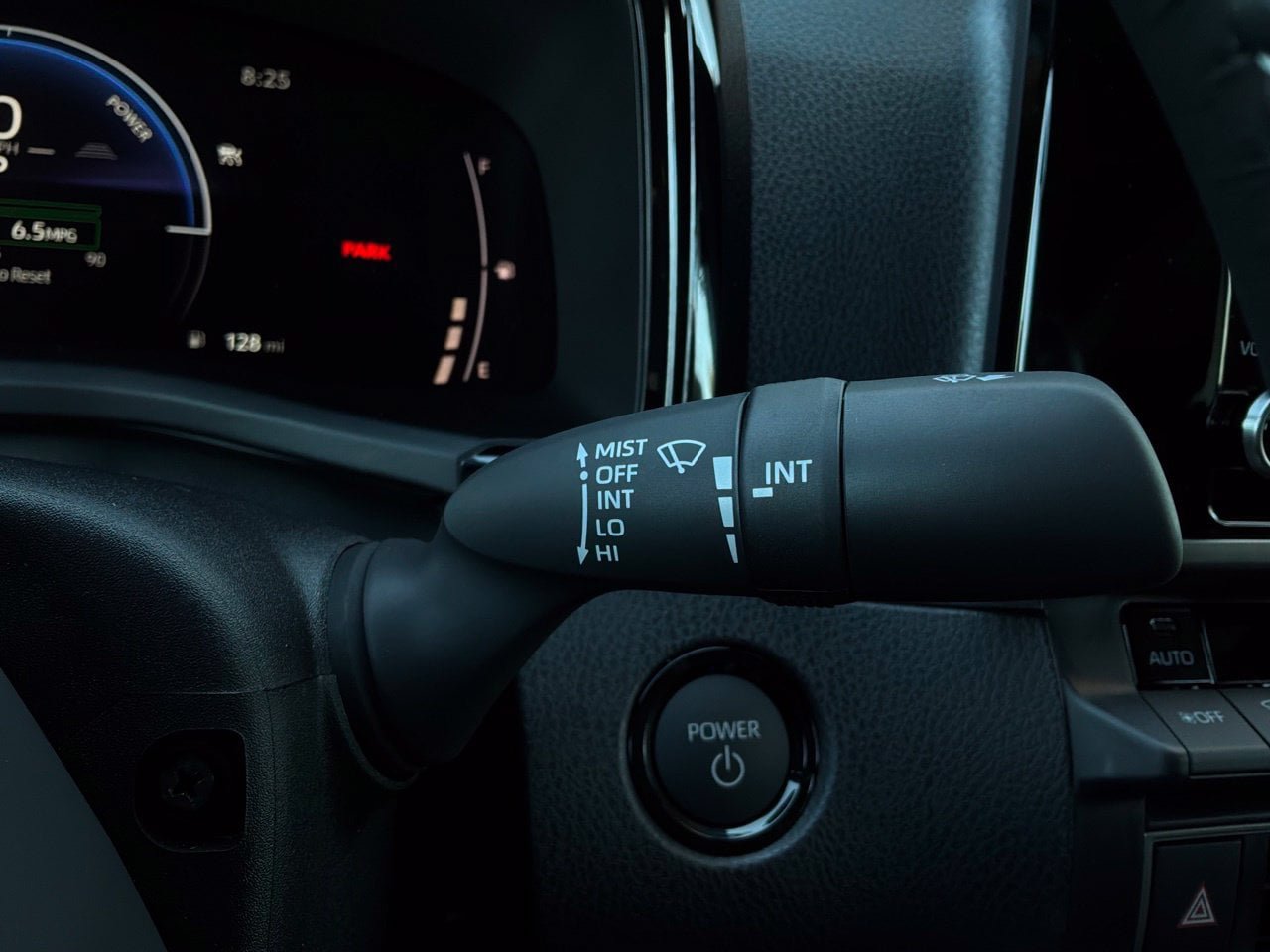 New 2026 Toyota Camry Hybrid FWD image 36