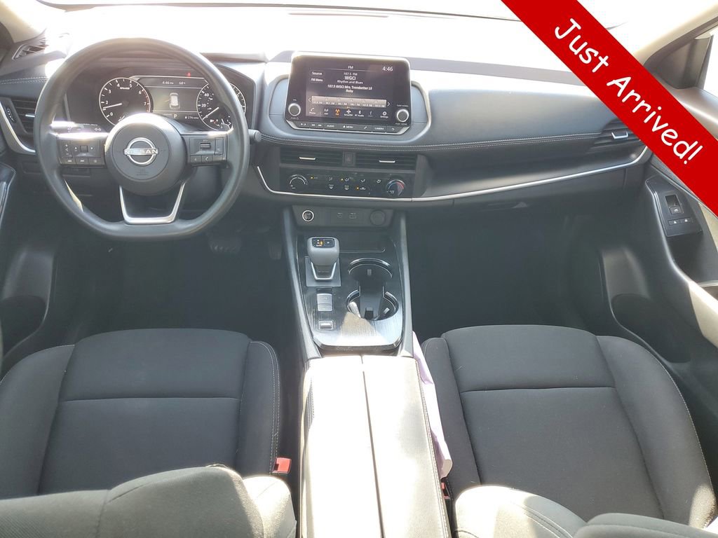 Used 2023 Nissan Rogue S FWD image 11
