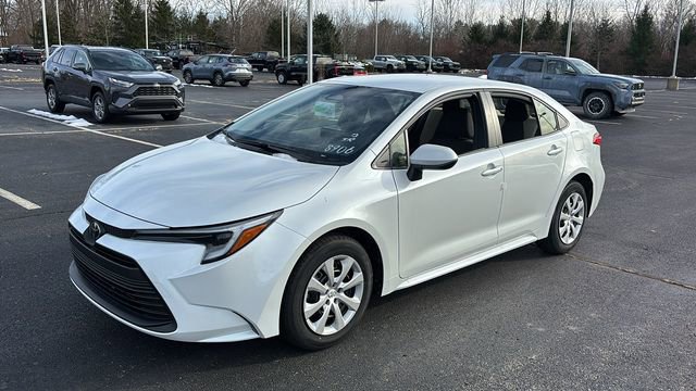 New 2026 Toyota Corolla LE image 2
