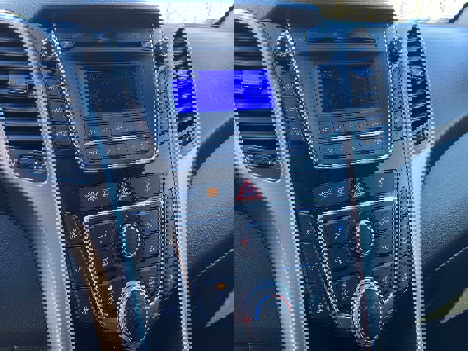 Used 2016 Hyundai Elantra GT image 32