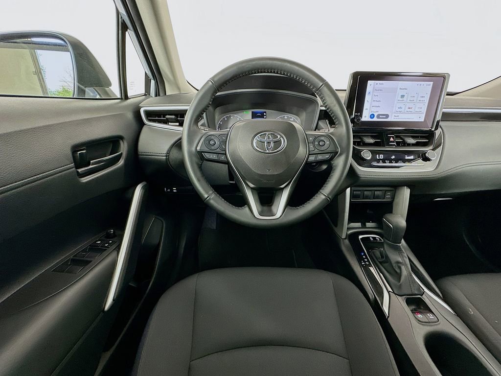 Certified 2024 Toyota Corolla Cross LE image 21