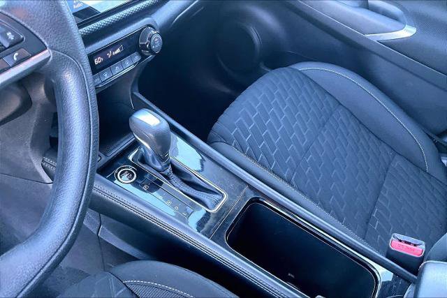 Certified 2021 Nissan Kicks SV image 15