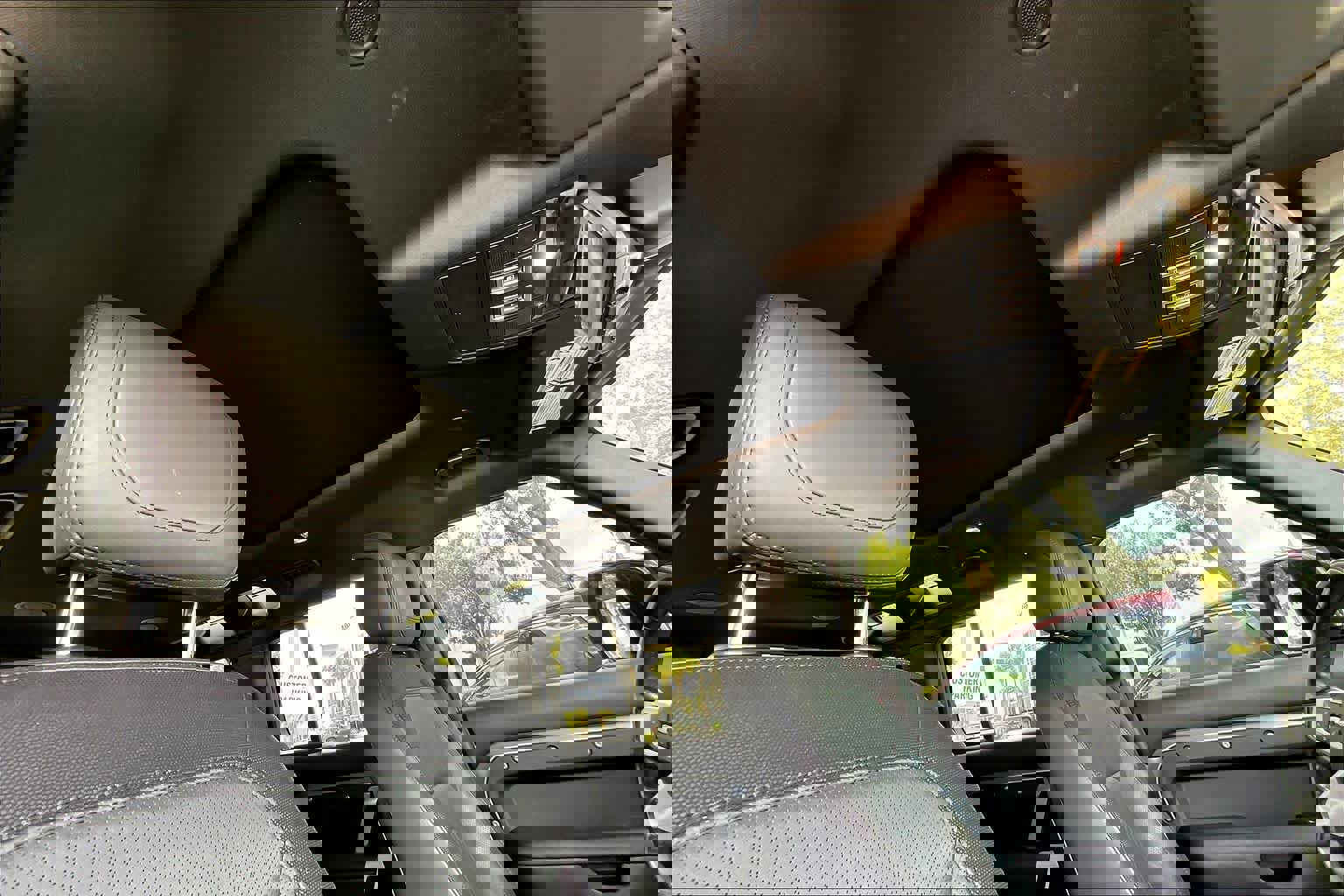 Used 2022 Land Rover Defender 110 X-Dynamic HSE image 13