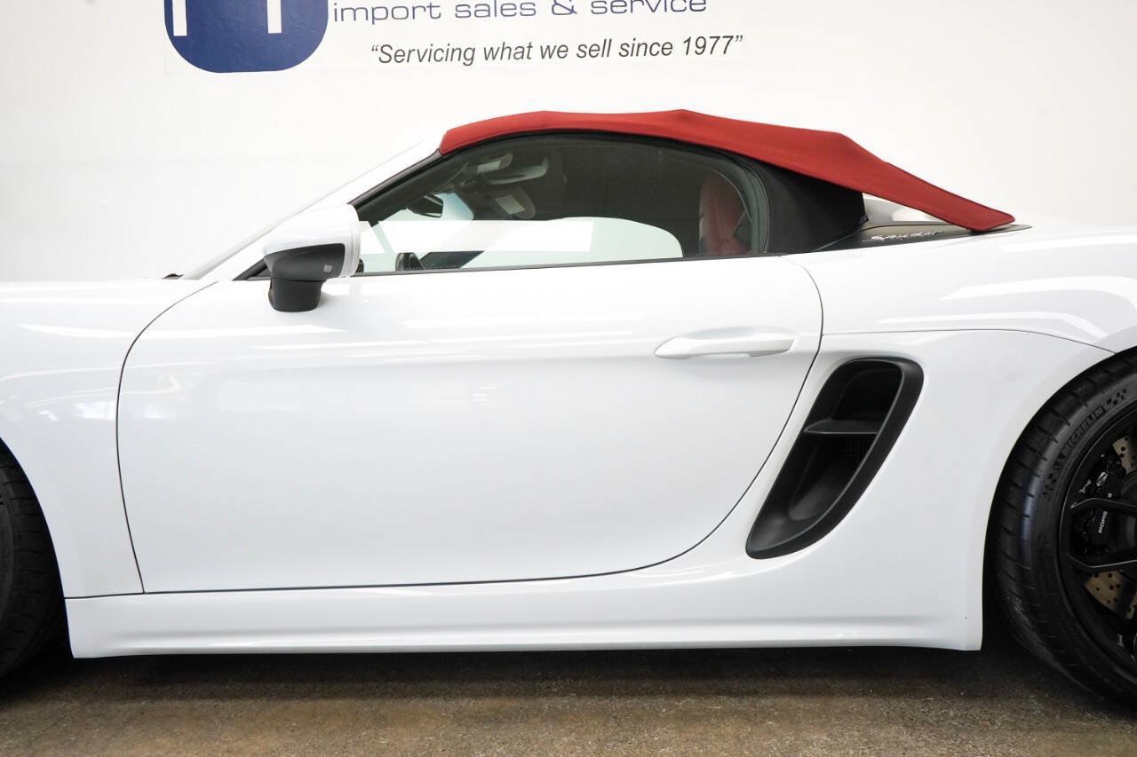 Used 2020 Porsche 718 Boxster Spyder RWD image 10