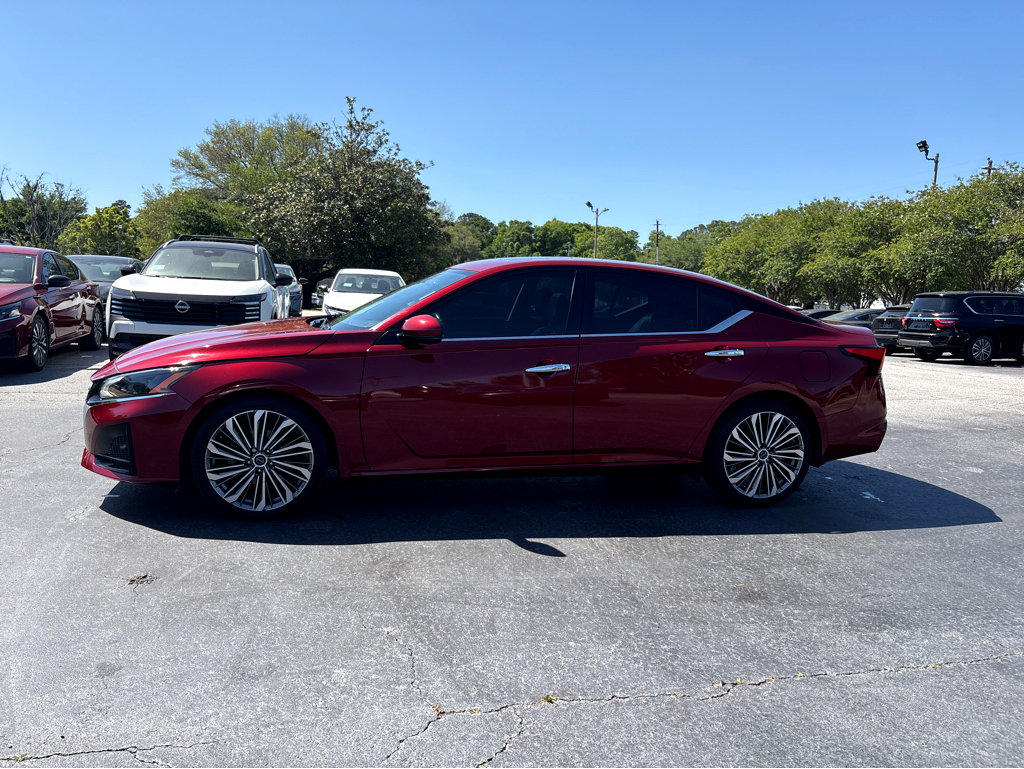 Used 2023 Nissan Altima 2.5 SL FWD image 27