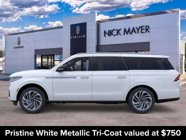 New 2026 Lincoln Navigator L Reserve AWD/4WD image 3