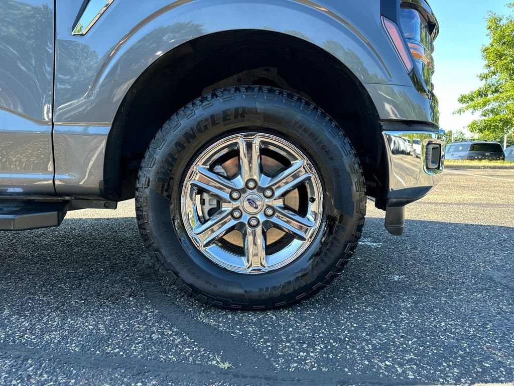 Used 2025 Ford F150 XLT w/ Equipment Group 301A Standard AWD/4WD image 19
