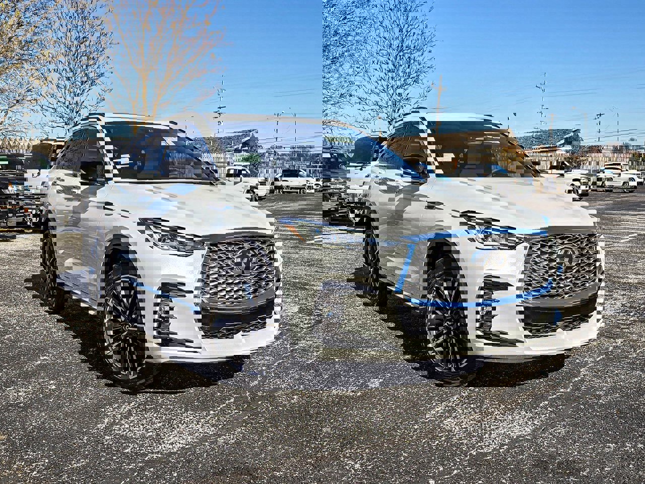 New 2025 INFINITI QX55 Essential