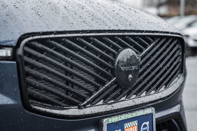 New 2026 Volvo XC60 B5 Ultra w/ Protection Package Premier image 12