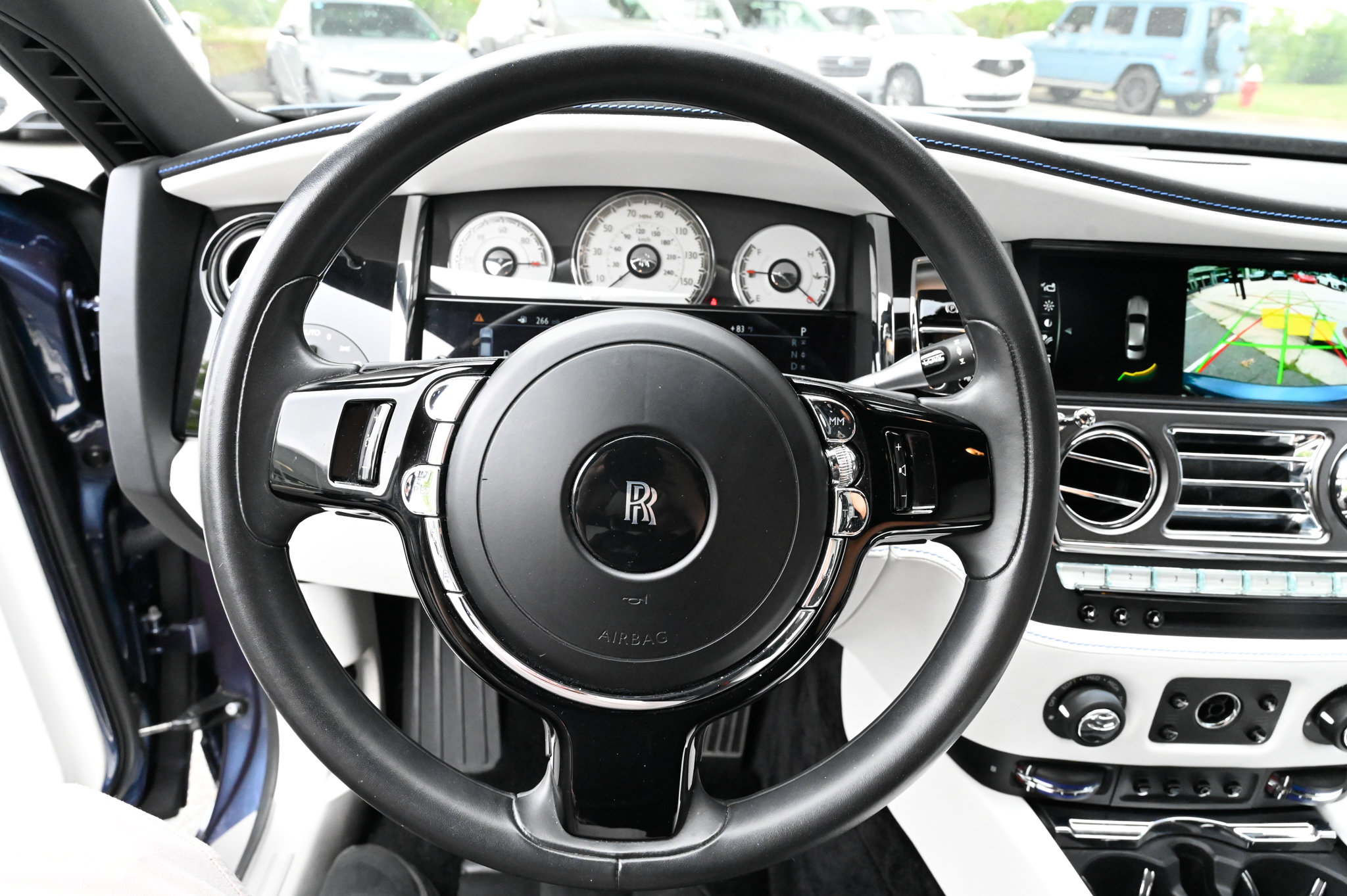 Used 2018 Rolls-Royce Ghost RWD image 23