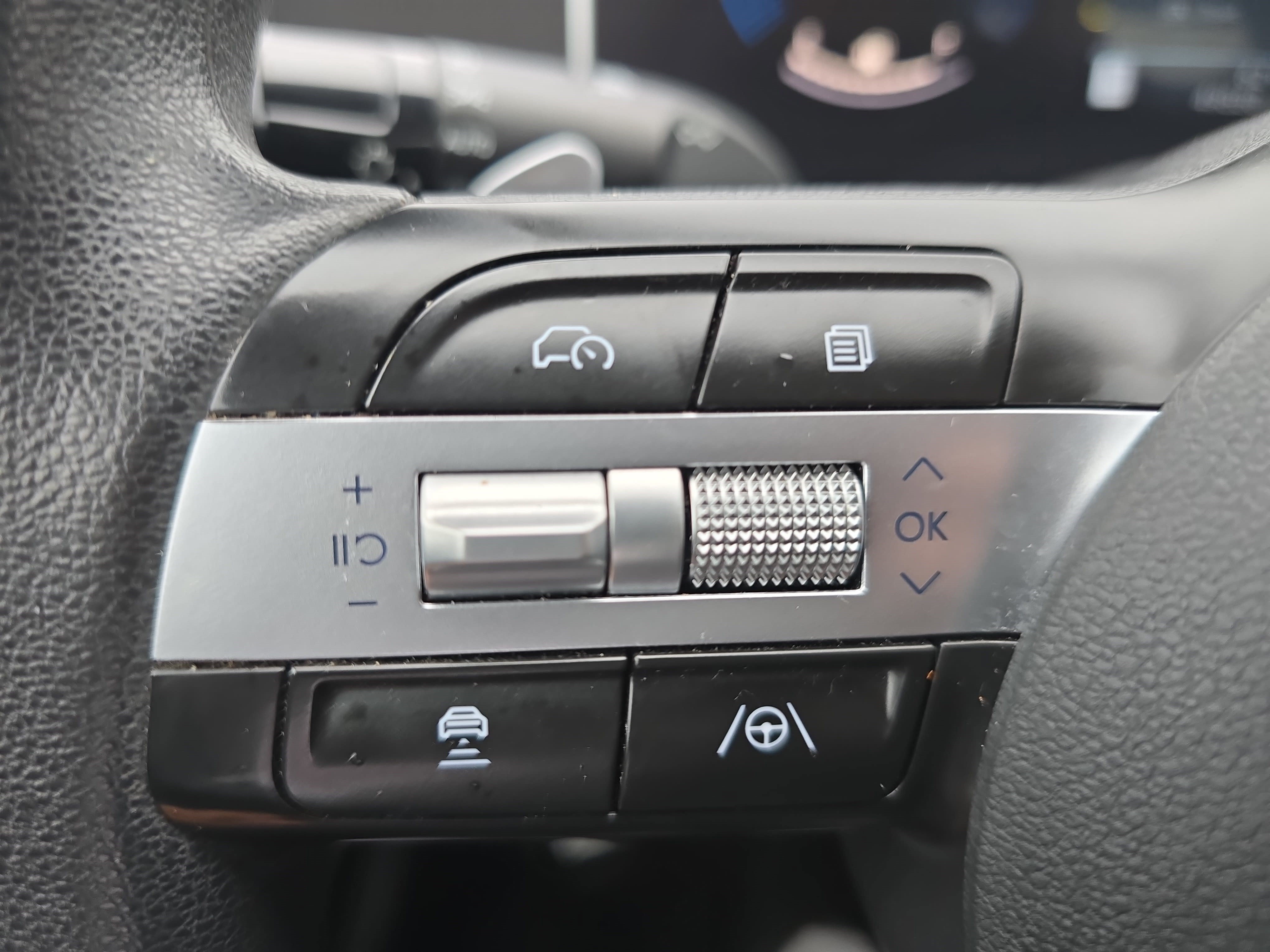 Used 2024 Hyundai Sonata SEL FWD image 16