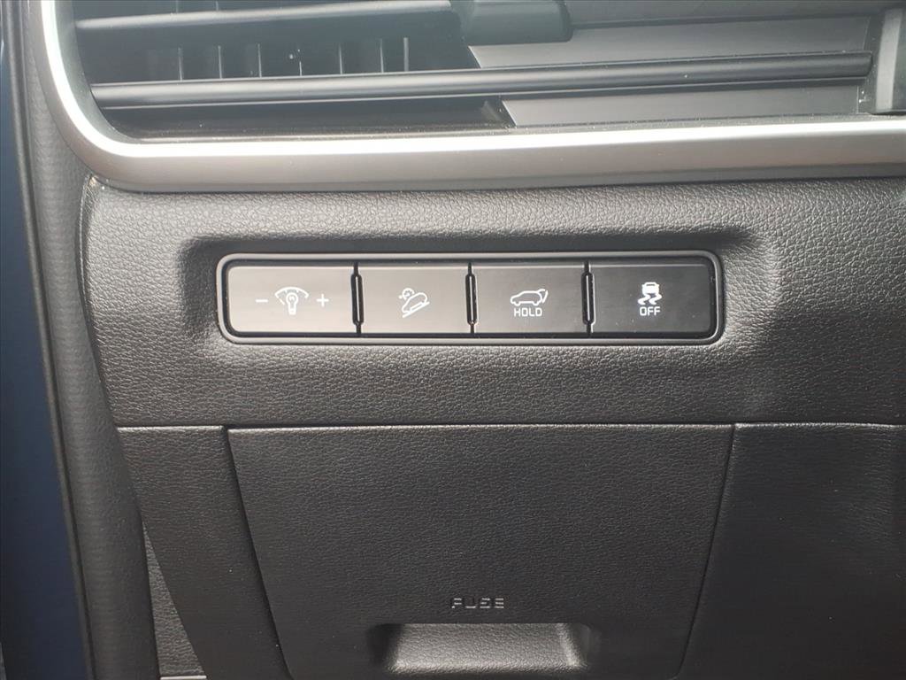 Used 2023 Kia Telluride EX w/ EX Captain's Chair Package image 22