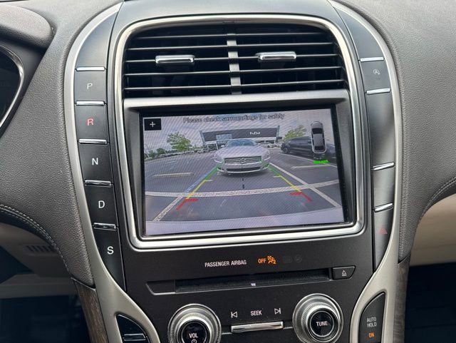 Used 2019 Lincoln Nautilus Reserve w/ Cargo Utility Package FWD image 13