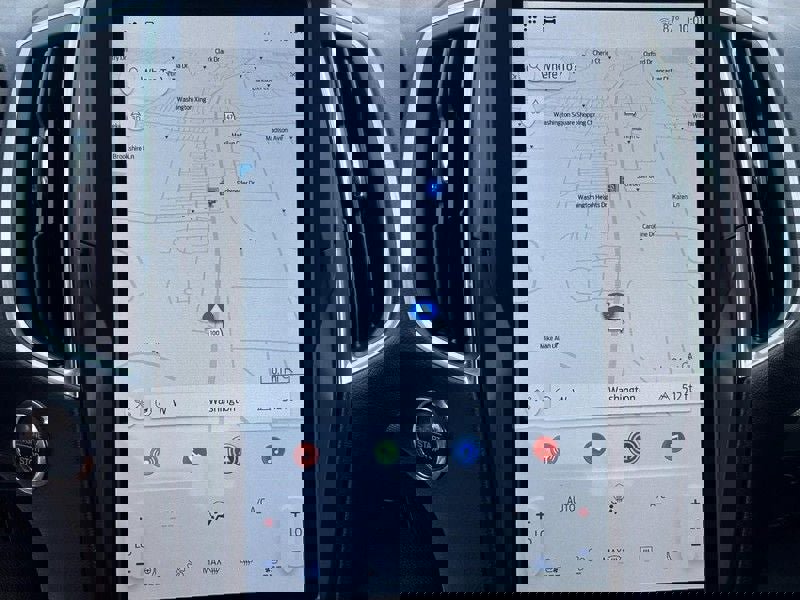 Used 2022 Ford Edge Titanium w/ Equipment Group 301A image 22