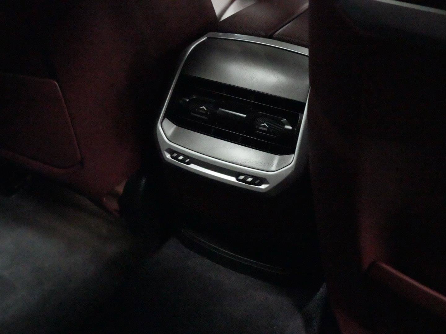 Certified 2023 BMW 760i xDrive w/ Parking Assistance Package image 13