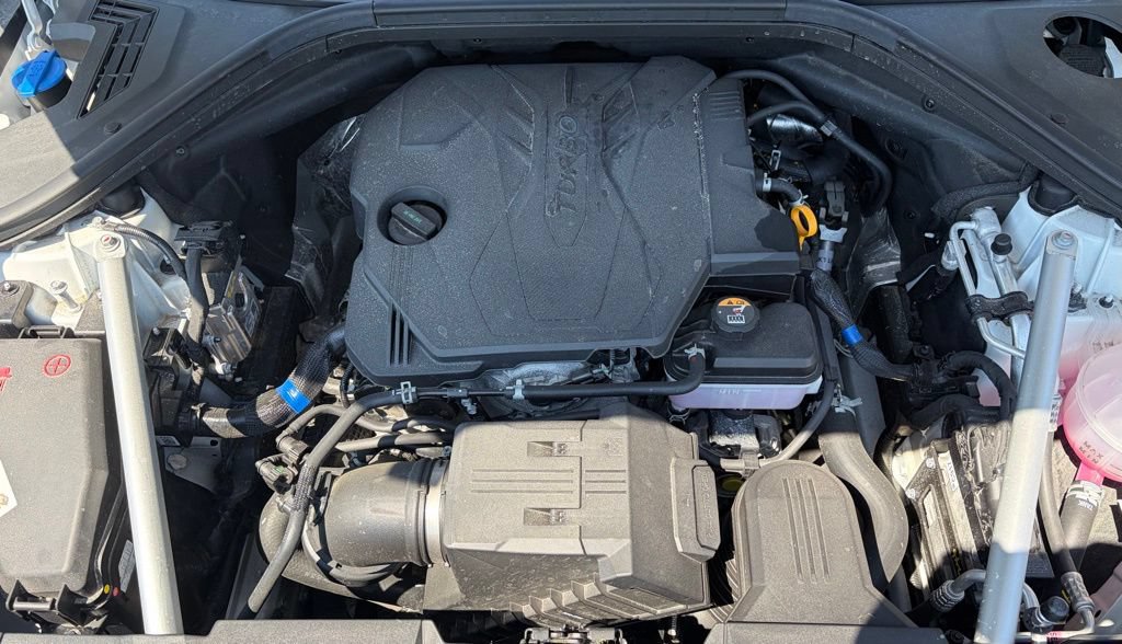 Certified 2026 Genesis GV70 2.5T Advanced AWD/4WD image 8