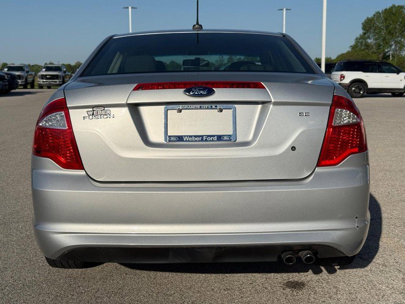 Used 2012 Ford Fusion SE image 4