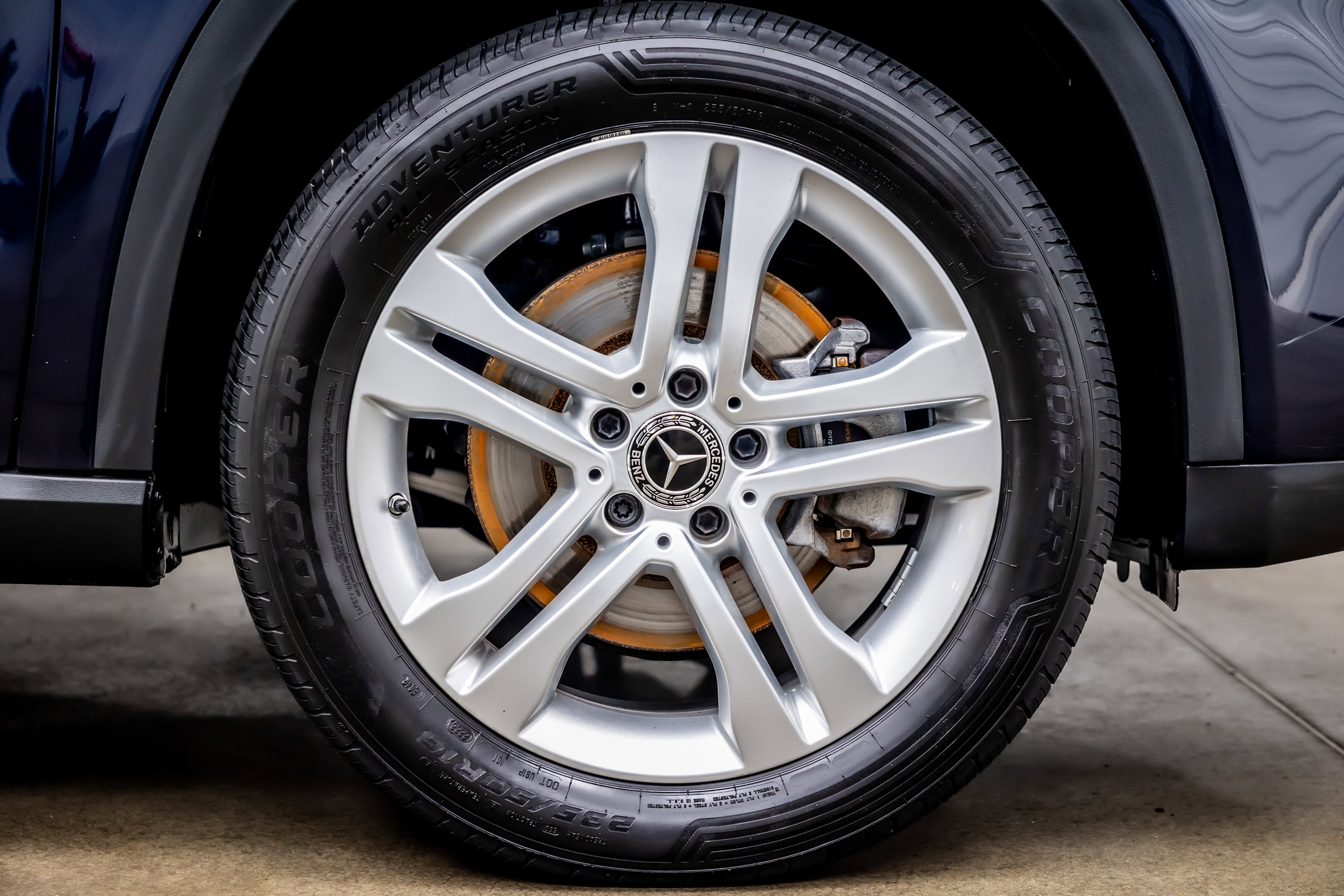 Used 2018 Mercedes-Benz GLA 250 4MATIC image 33