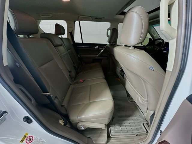 Used 2015 Lexus GX 460 w/ Premium Package AWD/4WD image 26