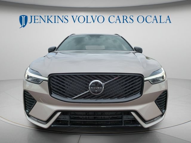 New 2026 Volvo XC60 B5 Plus w/ Protection Package Premier AWD/4WD image 8