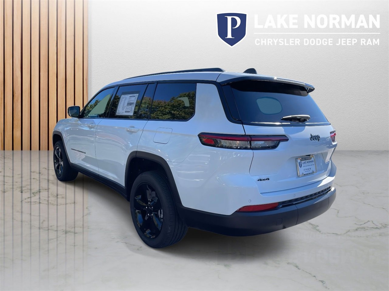 New 2025 Jeep Grand Cherokee L Altitude image 7