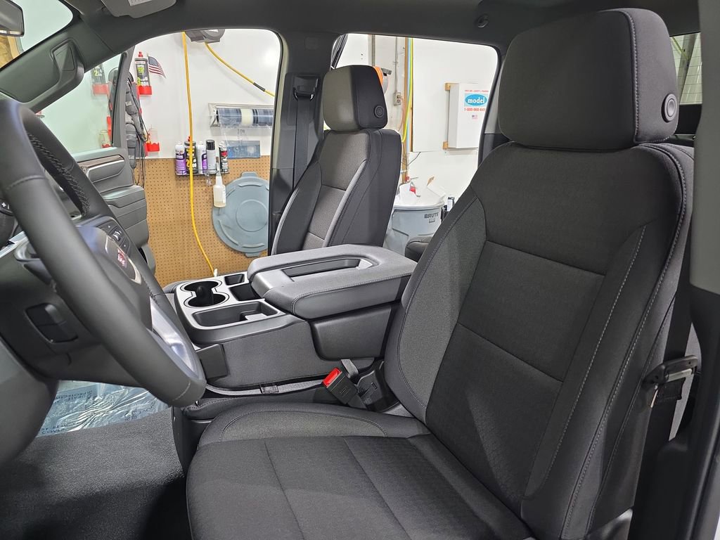 New 2026 GMC Sierra 1500 Elevation image 15