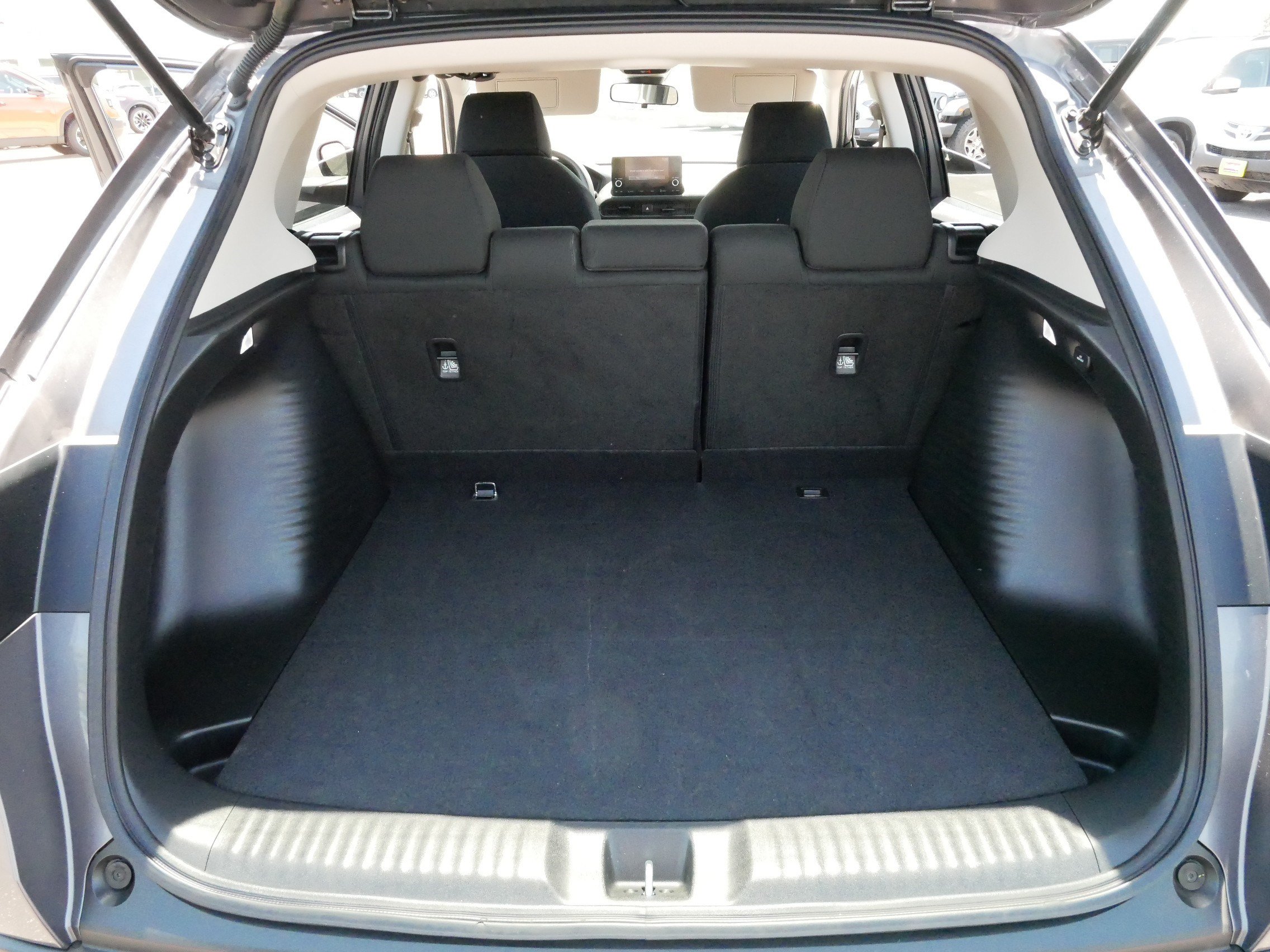 Used 2024 Honda HR-V LX image 18