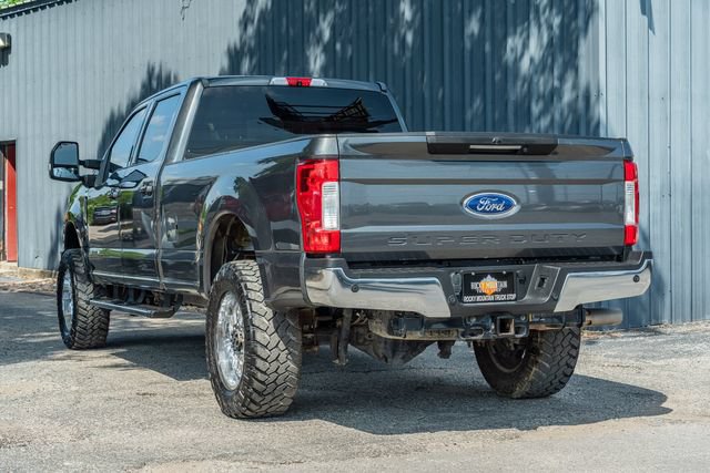 Used 2018 Ford F350 Lariat w/ Lariat Ultimate Package AWD/4WD image 4