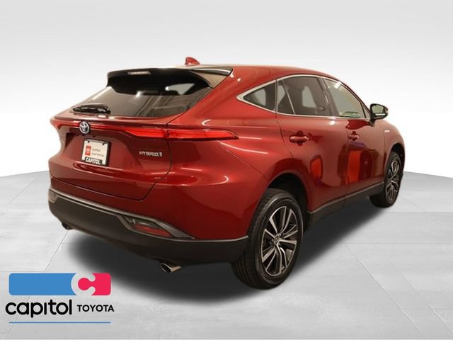 Certified 2021 Toyota Venza LE w/ Carpet Mat Package (TMS) AWD/4WD image 3