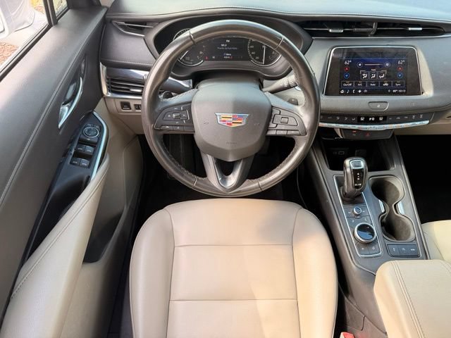 Used 2019 Cadillac XT4 Luxury FWD image 15