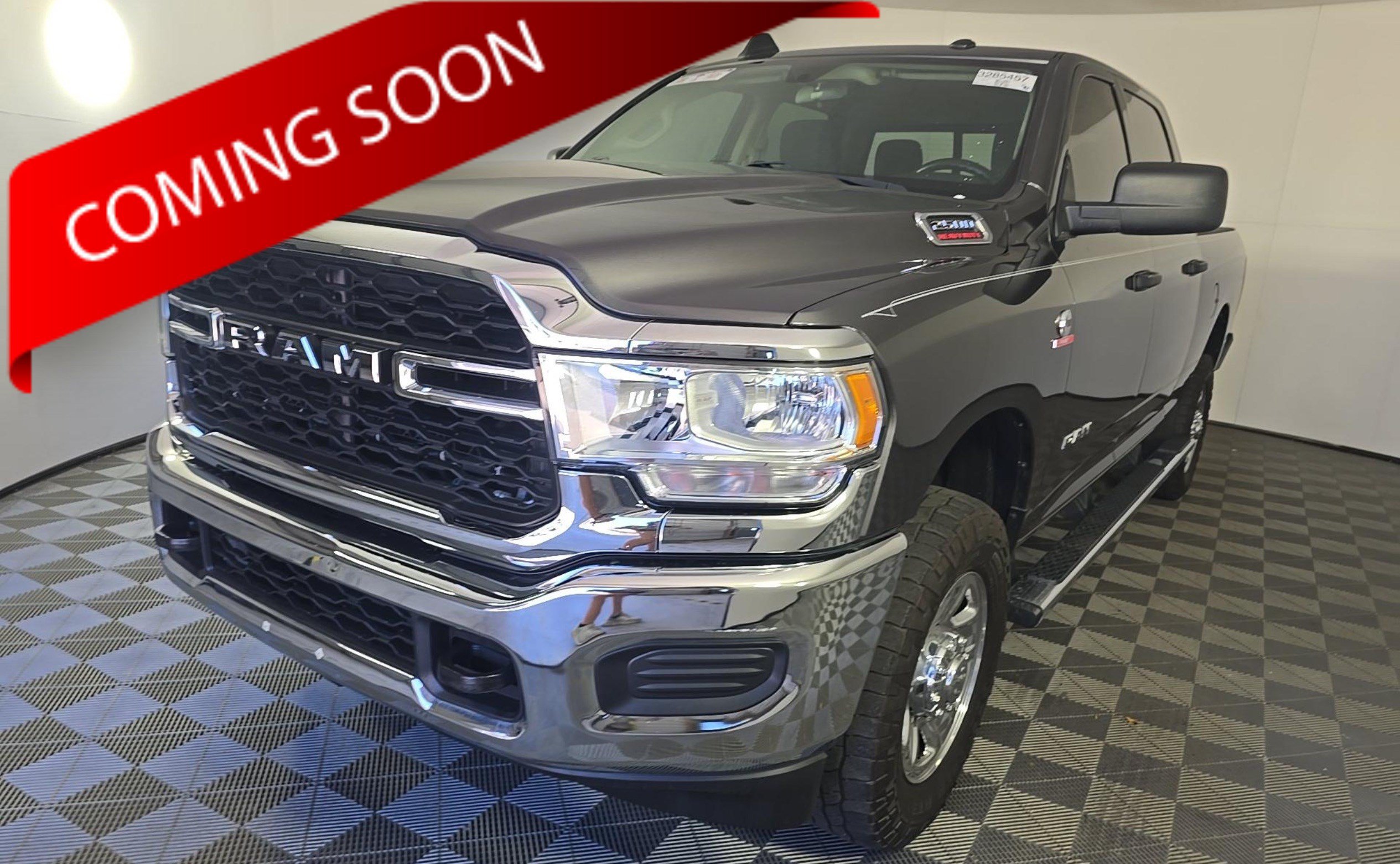 Used 2019 RAM 2500 Tradesman AWD/4WD image 1